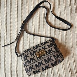 🔥SALE - Michael Kors Monogrammed Black and Tan Crossbody Bag